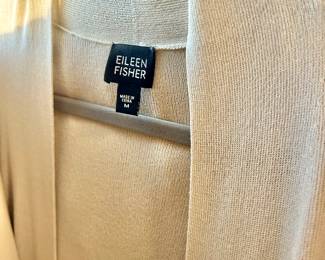 EILEEN FISHER.