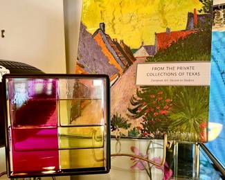 ART MUSEUM BOOKS AND INTERESTING PIECES.