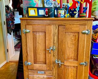 ANTIQUE GIBSON OAK ICE BOX.