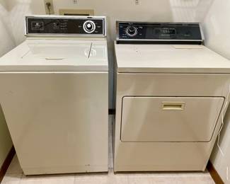 MAYTAG Washer Dryer Set $300