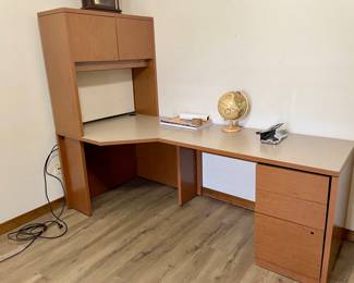 Pristine Condition Working Station Desk $150