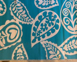 OUTDOOR RUG