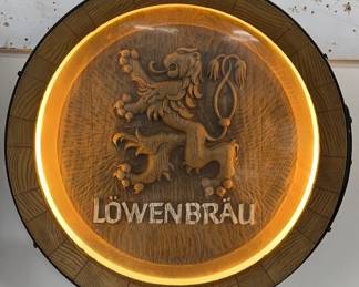 1986 LOWENBRAU Lighted Sign
