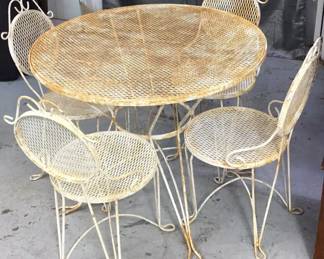 Vintage 5-Piece Patio Set