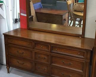 Mid-Century WHITE FINE FURNITURE Bedroom Dresser