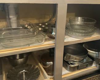 cookware and baking dishes