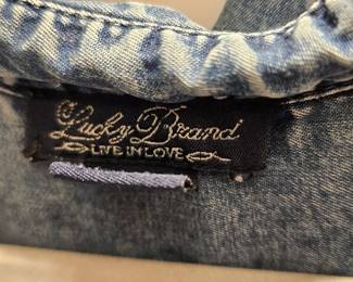Ladie's NAME BRAND Clothing