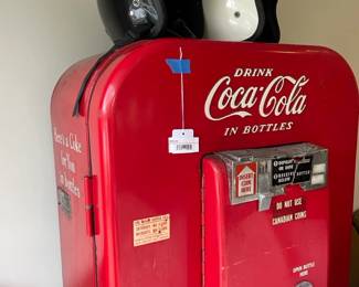 Vtg. Coca-Cola Vending Machine (BL)