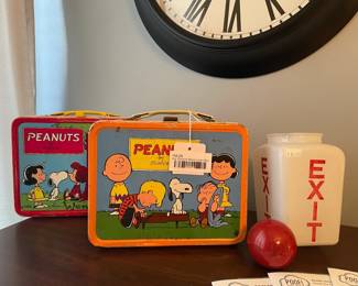 Vtg. Peanuts Metal Lunch Box, Milk glass exit sign