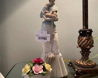 Lladro Woman and Dog 4893 Figure