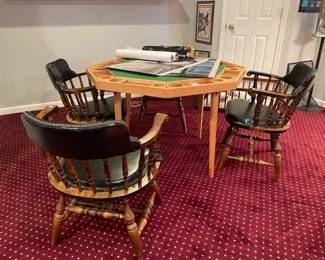 Stakmore Game Table
