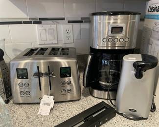  Cuisinart Four Slice Toaster, Cuisinart coffee maker