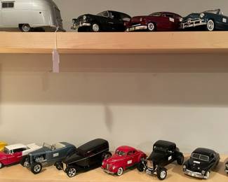 Motor City Classics Airstream, misc cars