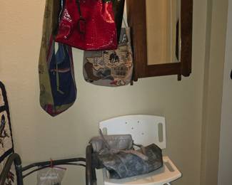 Handbags - Medical Supplies 