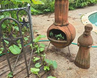 Log Rack - Chinenea- 