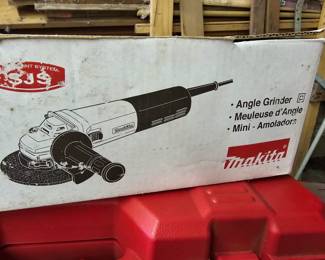 Makita Grinder