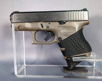 Austria Glock 27 .40 Cal Pistol SN# GNB038