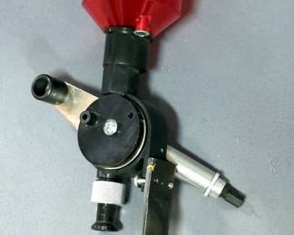 Lee Powder Measure And Lee Universal Powder Charging Die