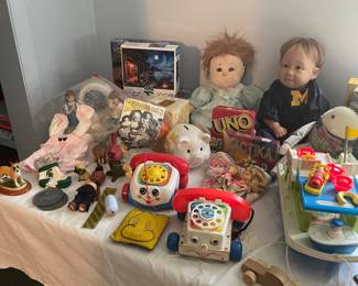 Vintage toys and books 