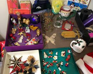 Xmas ornaments & decor