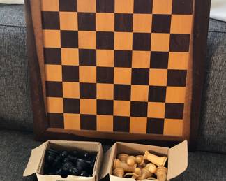 Chess set with Brazilian hardwood board