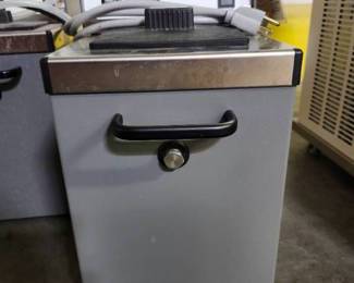 American Biosciences Model 18-1102-77, Water Recirculator  