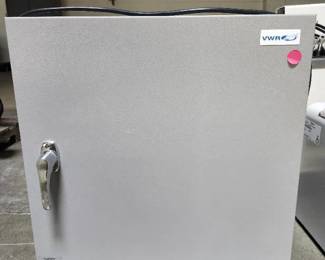 Shell Lab VWR Incubator Benchtop Model 1510E