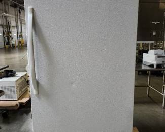 Kenmore Refrigerator Model 253.6072100B