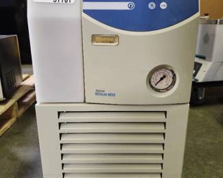 Thermo Electron Neslab Merlin M33 Model 263112040000 Recirculating Water Chiller 
