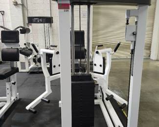 Paramount Hip Adductor Model AP-3800