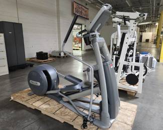 Precor Commercial Elliptical Model EFX5761