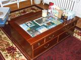 DISPLAY TABLE GREAT PIECE