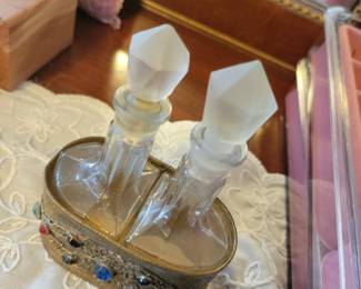Perfume and perfume bottles 
