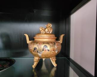 Japanese Satsuma Censor