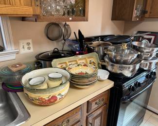 Huge Collection of Kitchen Pots, Pans & Accessories