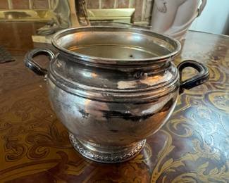 Tiffany & Co Sterling Silver Sugar Pot (222gms)
