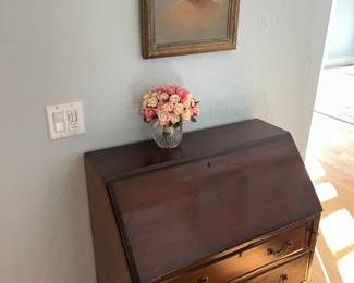 Secretary - the baby picture the family has taken