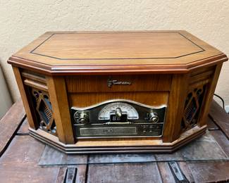 Emerson AM/FM Stereo Cassette CD Record Player - Model NR303TT