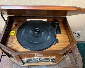 Emerson AM/FM Stereo Cassette CD Record Player - Model NR303TT