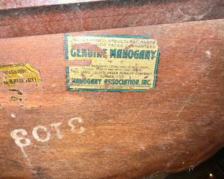 Mahogany Association Inc. Genuine Mahogany Pie Crust Side Table