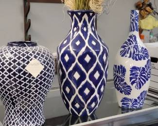 decorative pottery 