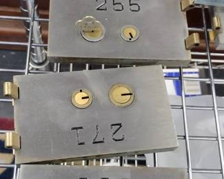 safety deposit door locks some with keys 