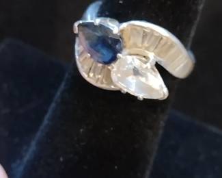 platinum diamond and sapphire ring BEAUTIFUL 