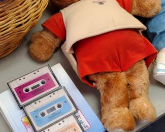 Teddy Ruxpin with cassettes and books 
