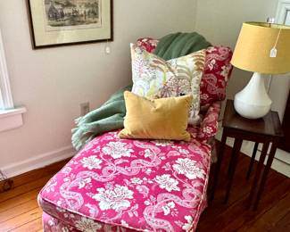 Perfect size chaise !