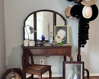 Dressing table