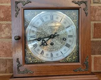 Hamilton mantle clock