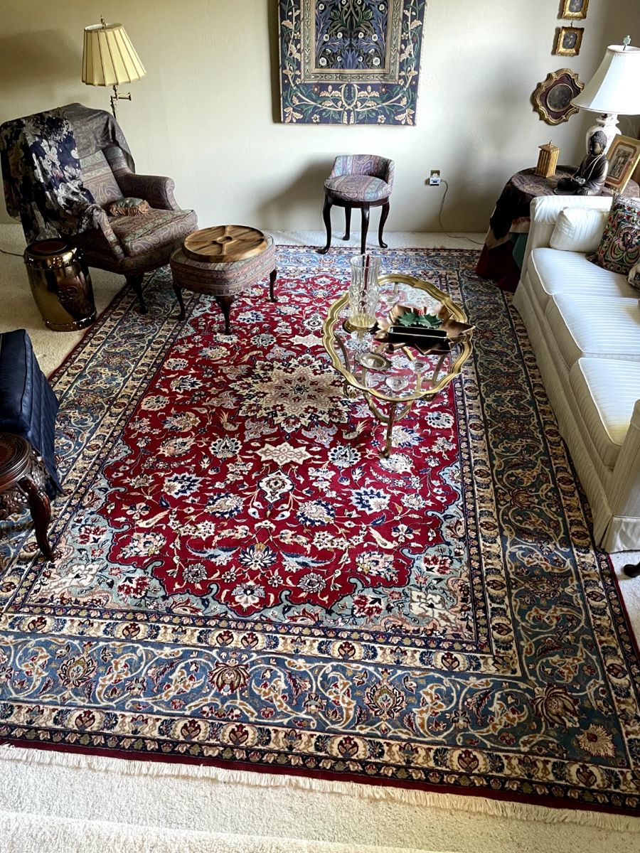 Beautiful Hand Knotted Large Persian Rug