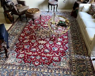 Beautiful Hand Knotted Large Persian Rug