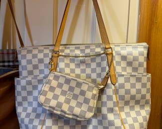Authentic Louis Vuitton GM Damier Azure 